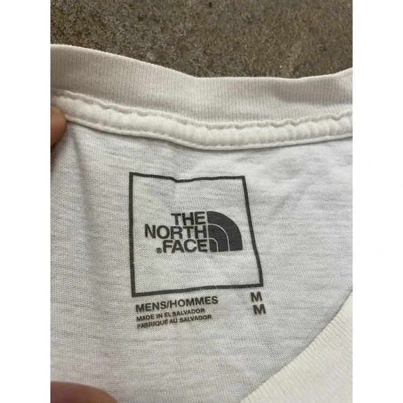 The North Face T-Shirt Mens Medium White Short Sleeve Logo Graphic Outdoor Tee - Picture 7 of 16
